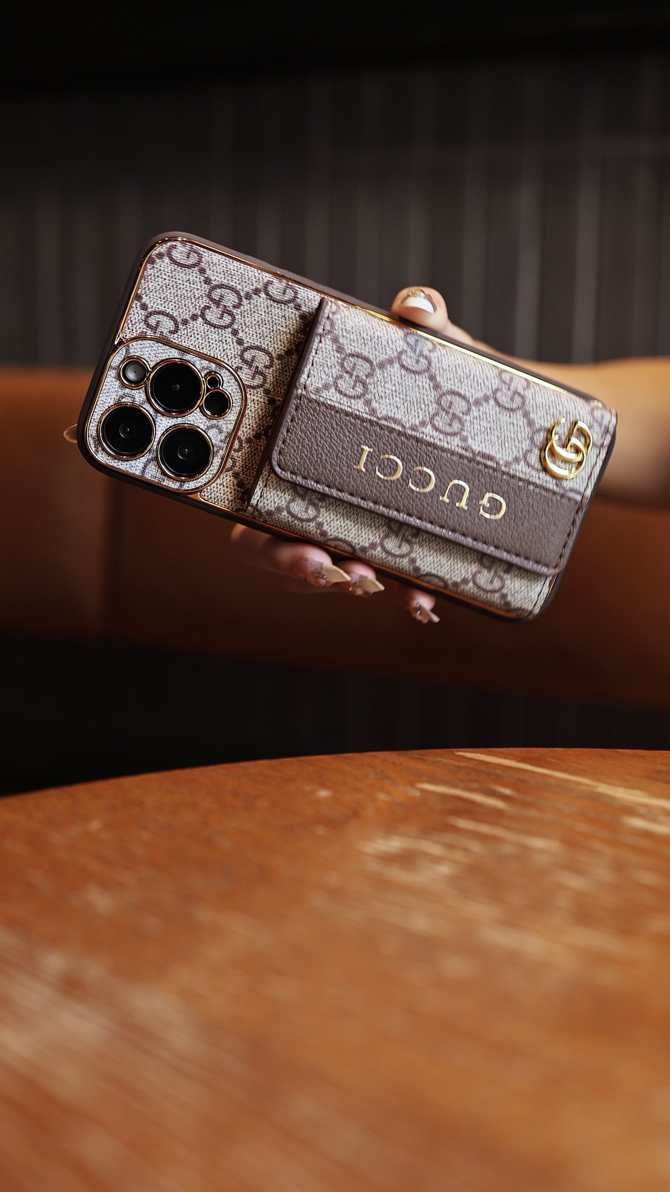 📱✨ Crossbody Phone Bag with Built-In Card Slot & Strap